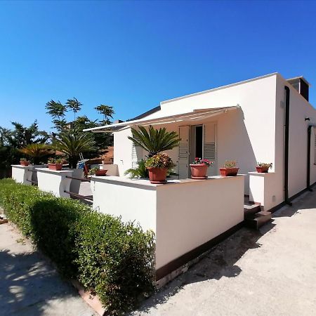 Casa Vacanze Villa Tropia Camastra Buitenkant foto