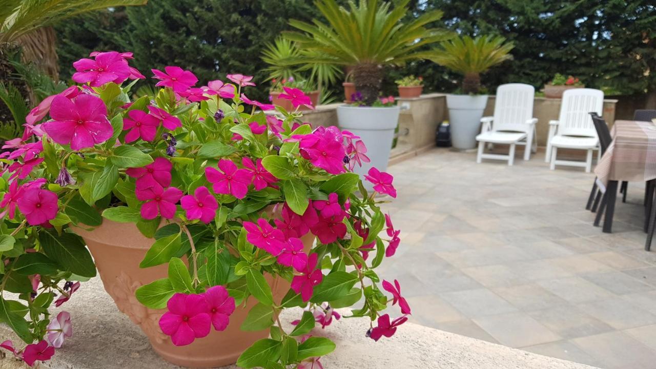 Casa Vacanze Villa Tropia Camastra Buitenkant foto