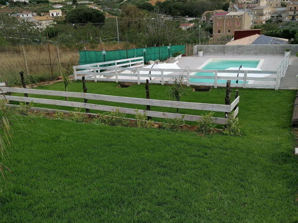 Casa Vacanze Villa Tropia Camastra Buitenkant foto