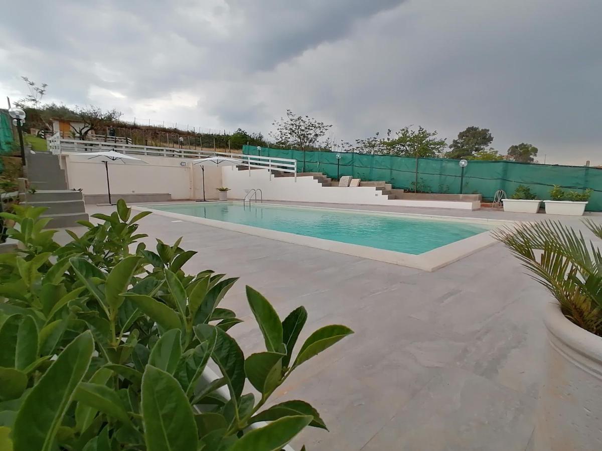 Casa Vacanze Villa Tropia Camastra Buitenkant foto