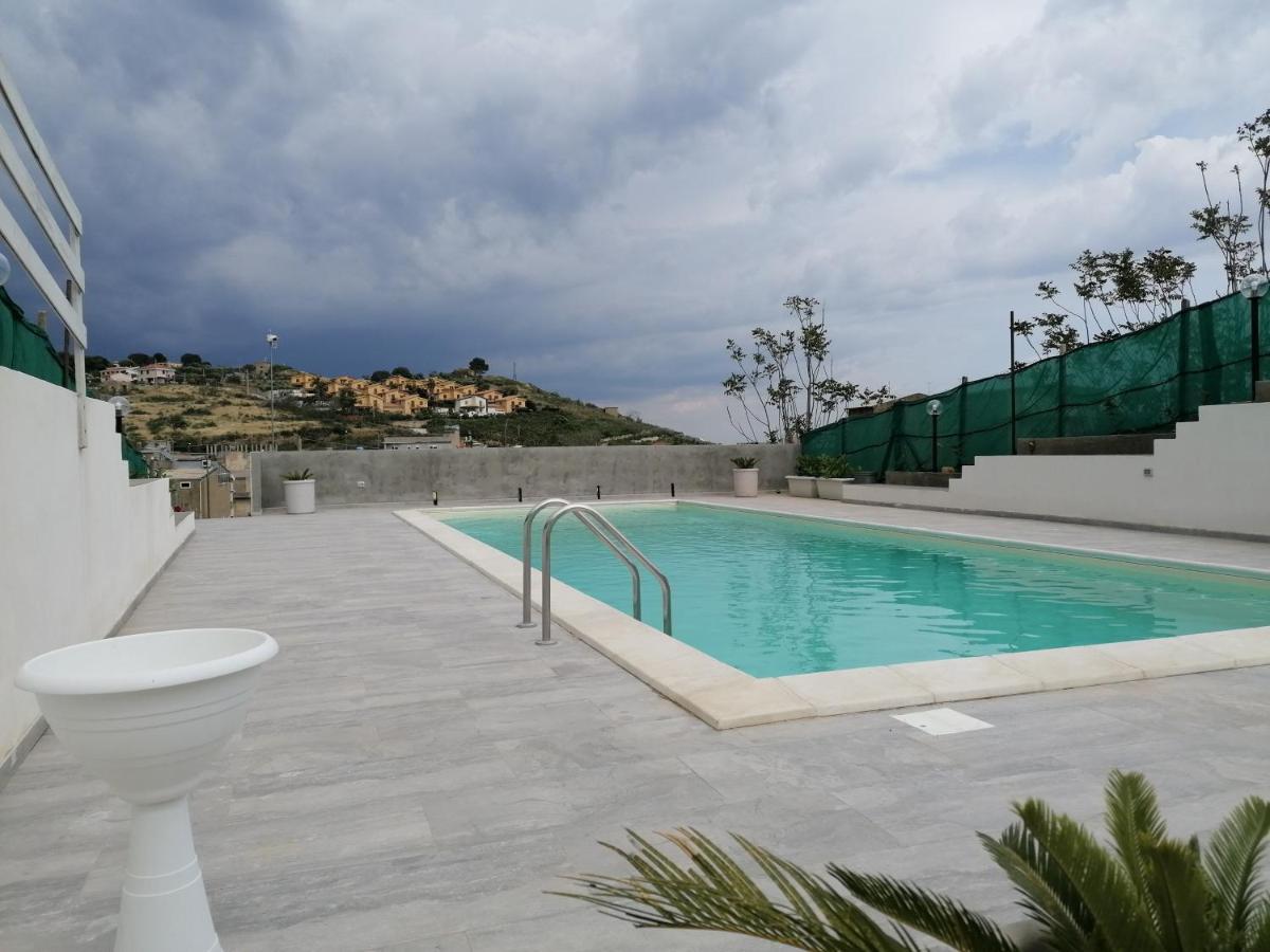 Casa Vacanze Villa Tropia Camastra Buitenkant foto