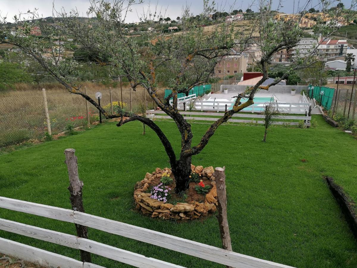 Casa Vacanze Villa Tropia Camastra Buitenkant foto